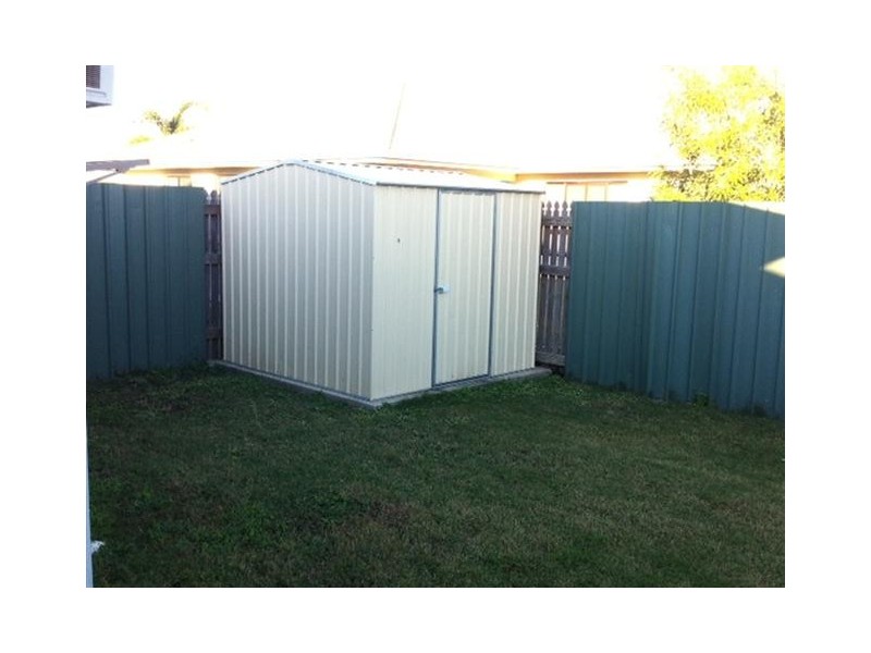 27 Laurie Motti Parade, Kirwan QLD 4817