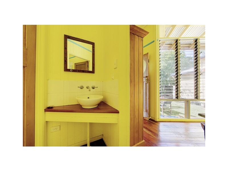 52 Carmody Street, Hermit Park QLD 4812