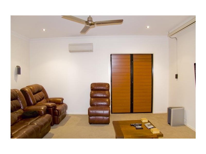 32 Springbrook Parade, ‘Fairfield Waters’, Idalia QLD 4811