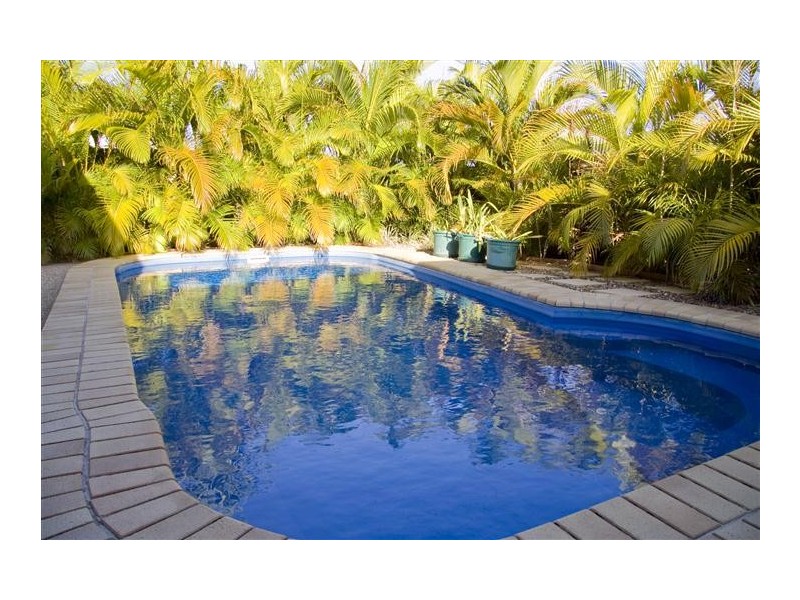 32 Springbrook Parade, ‘Fairfield Waters’, Idalia QLD 4811