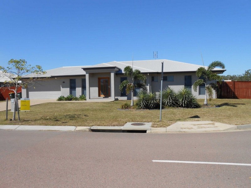 1 Makena Circuit, Burdell QLD 4818