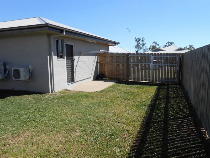 1 Makena Circuit, Burdell QLD 4818