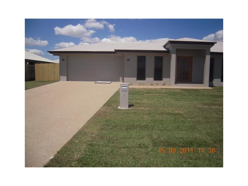 1 Makena Circuit, Burdell QLD 4818