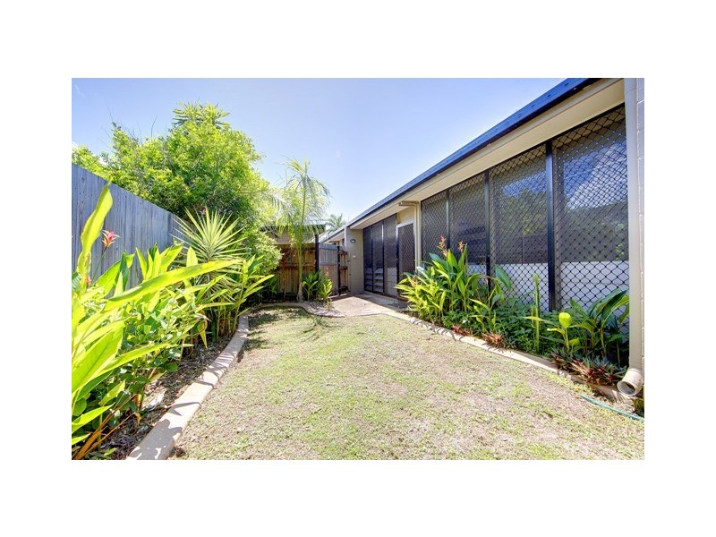 2/53 Princess Road, Hyde Park QLD 4812
