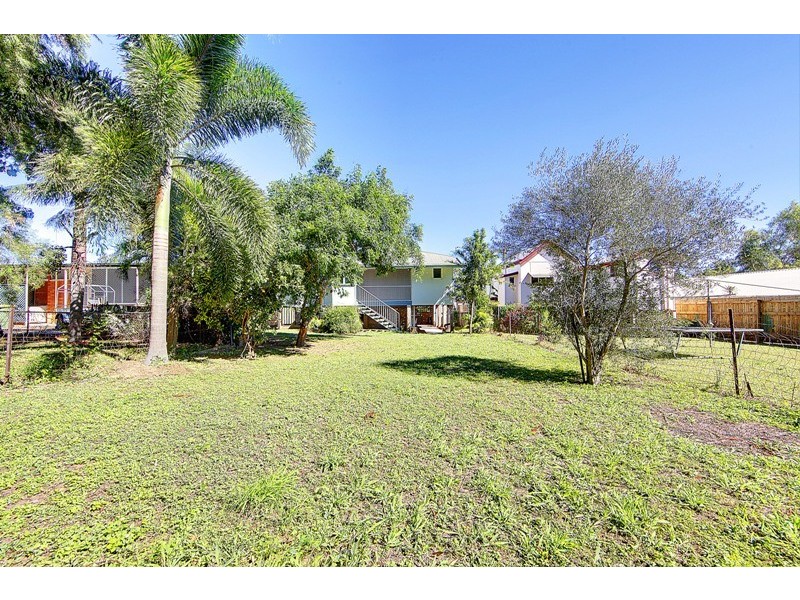 23 Harold Street, West End QLD 4810