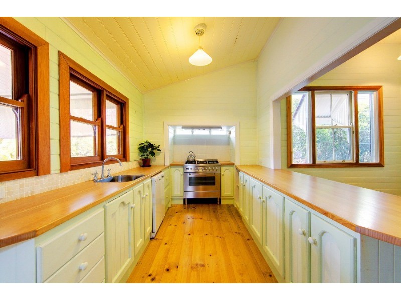 242 Boundary Street, South Townsville QLD 4810