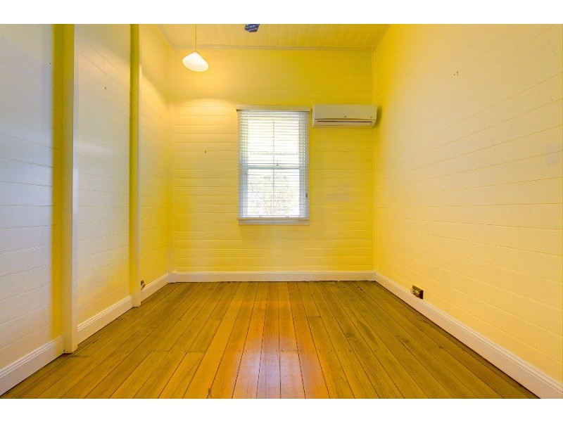 242 Boundary Street, South Townsville QLD 4810