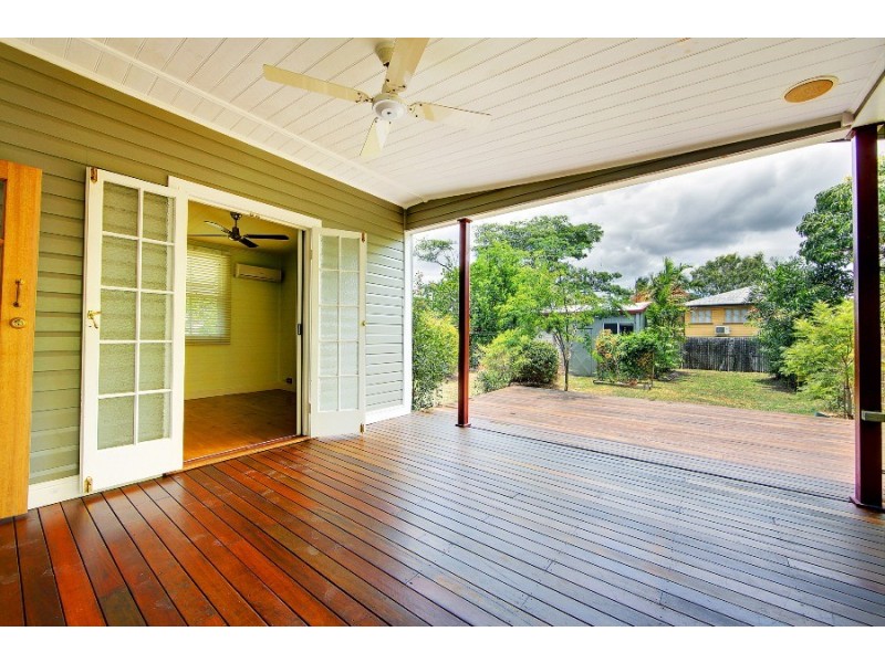 242 Boundary Street, South Townsville QLD 4810