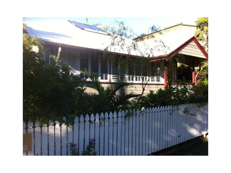 242 Boundary Street, South Townsville QLD 4810