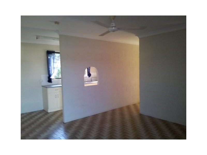 2/425 Walker Street, Townsville City QLD 4810