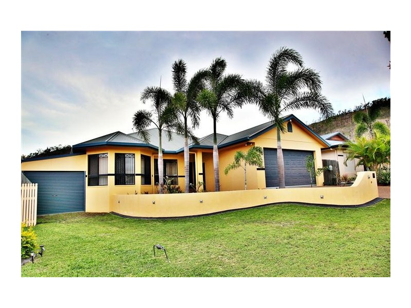 22 Monaro Circuit, Mount Louisa QLD 4814