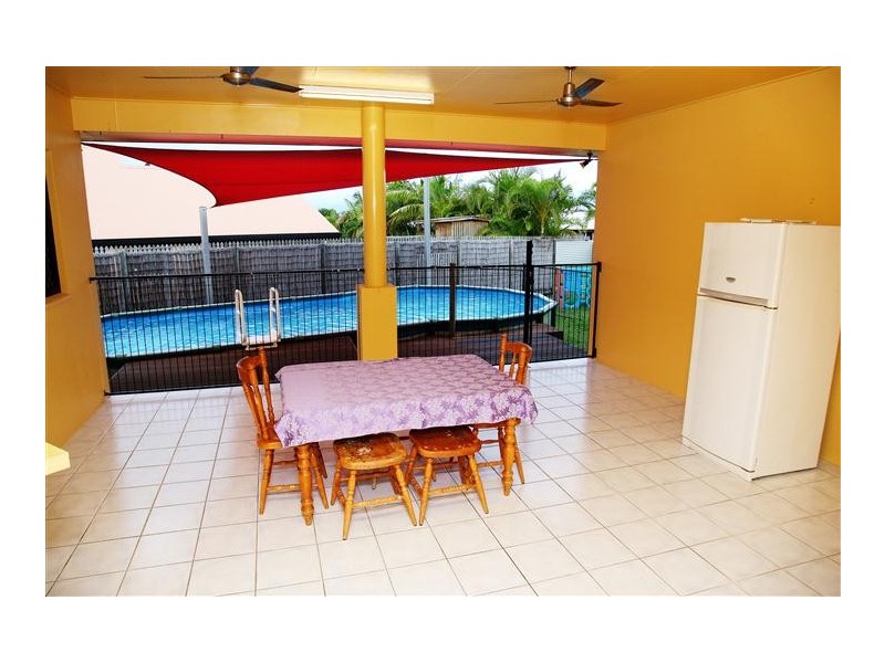 22 Monaro Circuit, Mount Louisa QLD 4814