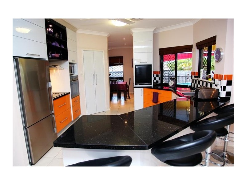 22 Monaro Circuit, Mount Louisa QLD 4814