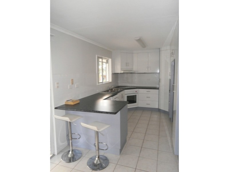 25 Forest Avenue, Kirwan QLD 4817