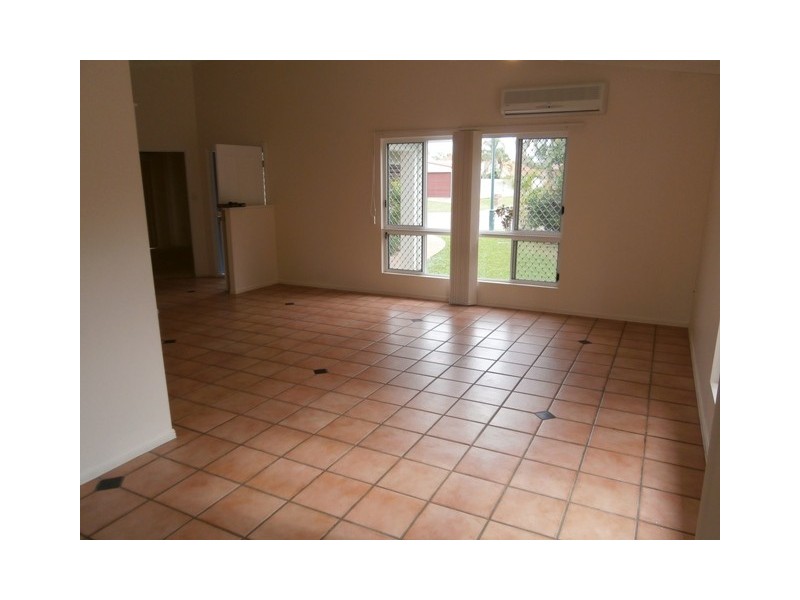 8 Wolseley Court, Annandale QLD 4814