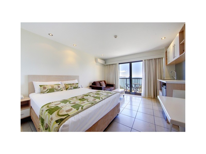 802/75 The Strand, North Ward QLD 4810