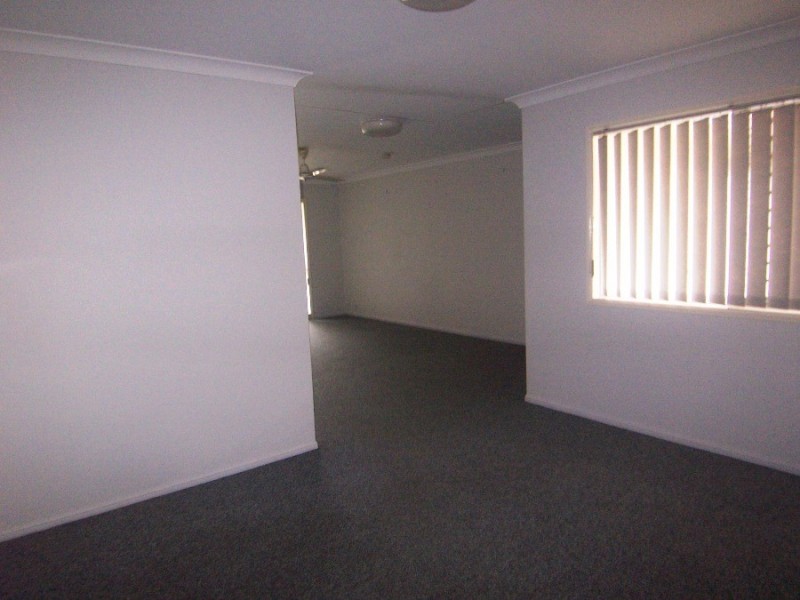 158 Kern Brothers Drive, Kirwan QLD 4817