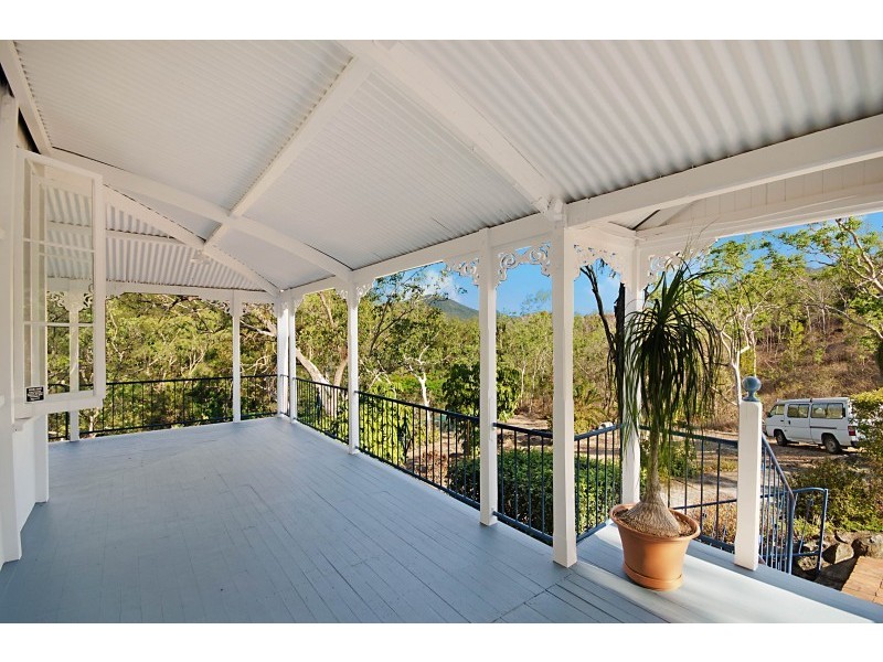 20 Mt Clifton Court, Alligator Creek QLD 4816