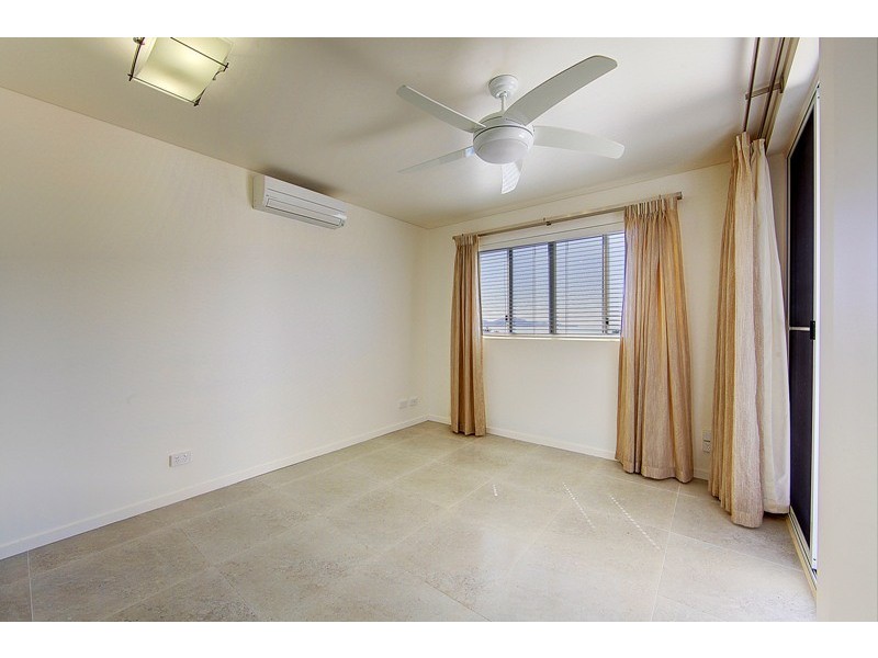 5/30 The Strand, North Ward QLD 4810