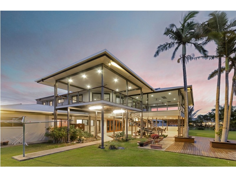 27 Golf Links Drive, Kirwan QLD 4817