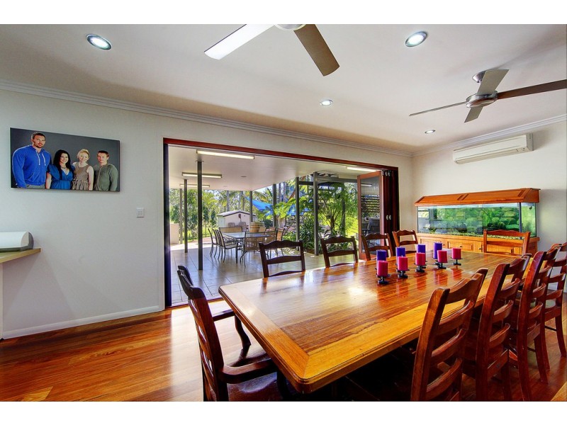 27 Golf Links Drive, Kirwan QLD 4817