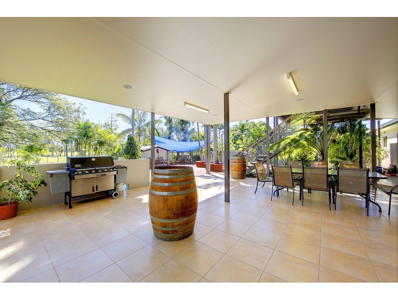 27 Golf Links Drive, Kirwan QLD 4817