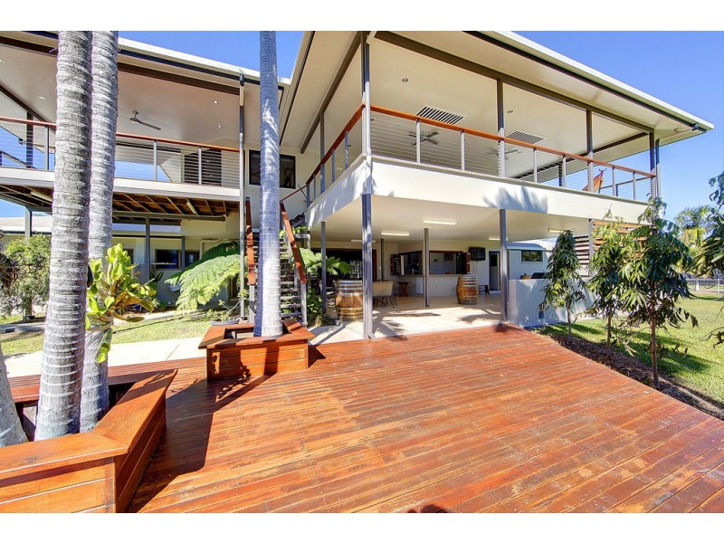 27 Golf Links Drive, Kirwan QLD 4817