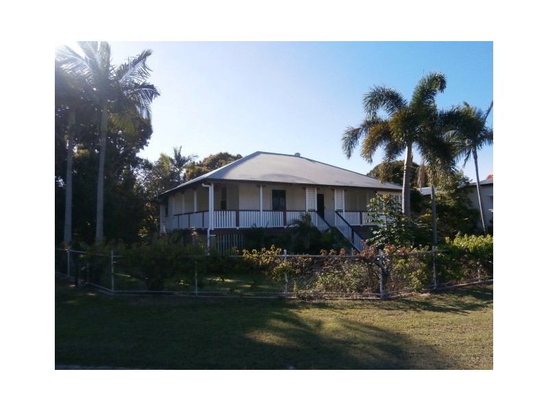 10 REDPATH STREET, North Ward QLD 4810