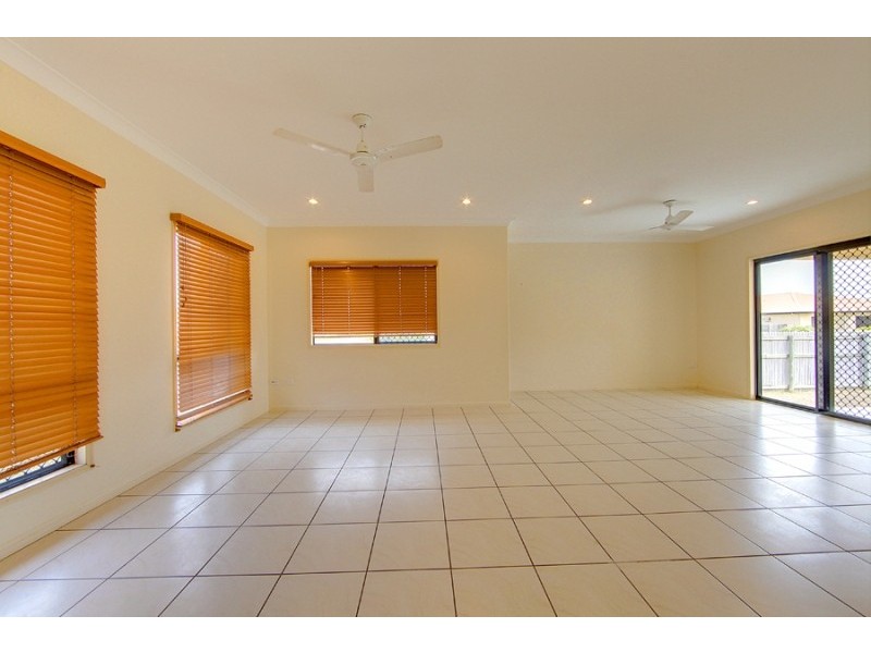 19 Mona Vale Place, Annandale QLD 4814