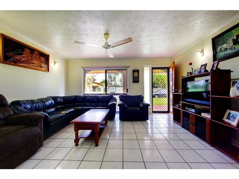 55 Winston Crescent, Kirwan QLD 4817