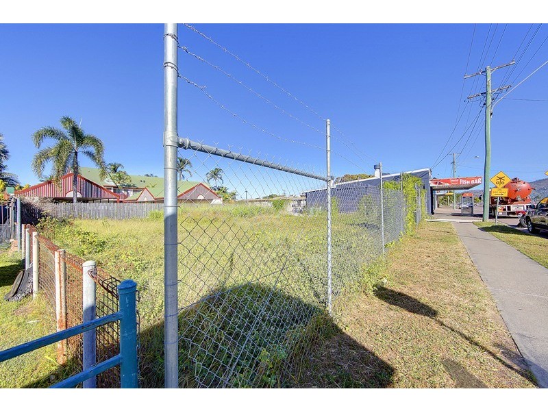72 Abbott Street, Oonoonba QLD 4811