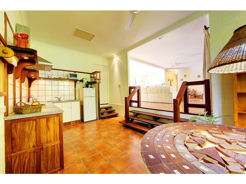 22 Mt Elliot Drive, Alligator Creek QLD 4816