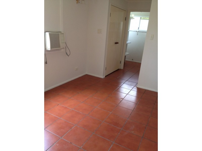 4 PALAMINO PLACE, Kelso QLD 4815