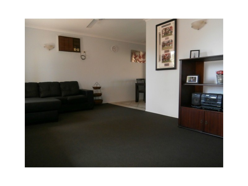 45 GARDEN GROVE CRESCENT, Kirwan QLD 4817