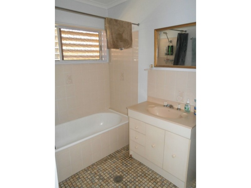 45 GARDEN GROVE CRESCENT, Kirwan QLD 4817