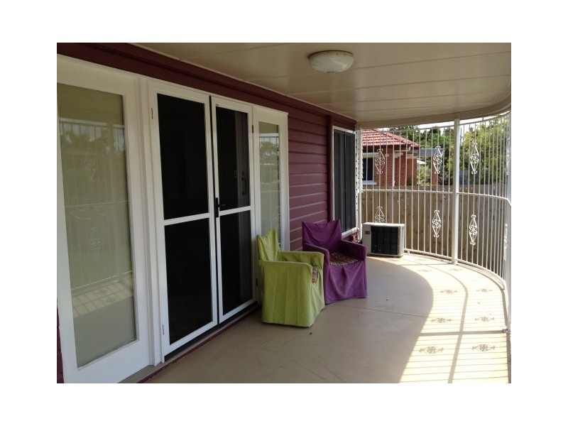 104 ROSS RIVER ROAD, Mundingburra QLD 4812