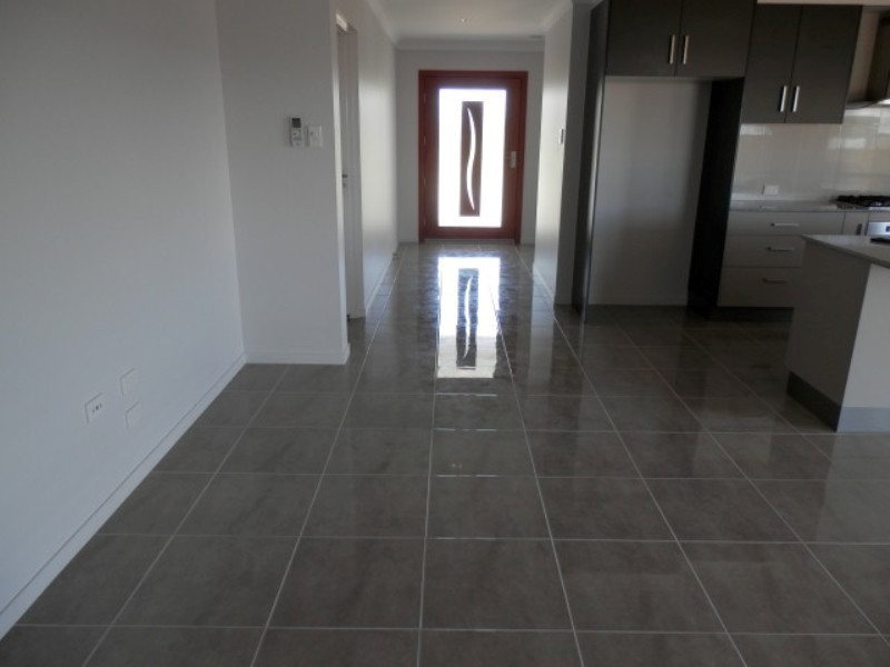 21 Sanctum Boulevard “Sanctum Estate”, Mount Low QLD 4818