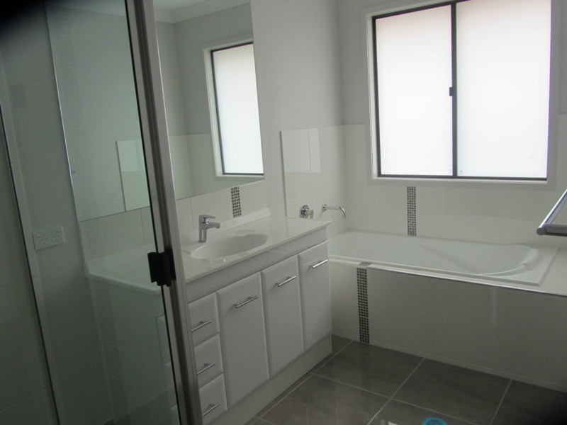 21 Sanctum Boulevard “Sanctum Estate”, Mount Low QLD 4818