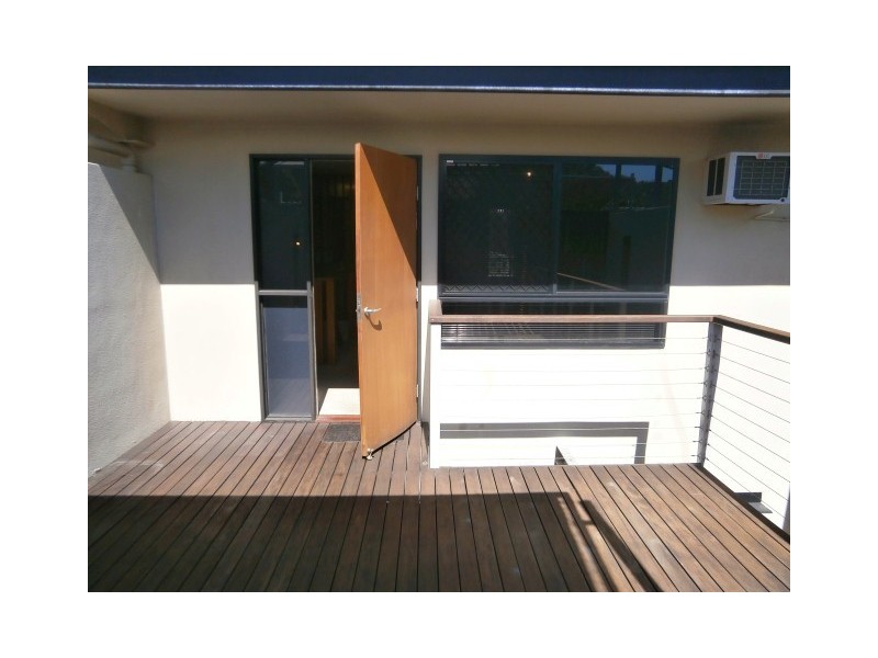 14/23 ECHLIN STREET, West End QLD 4810