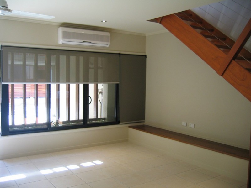 14/23 ECHLIN STREET, West End QLD 4810