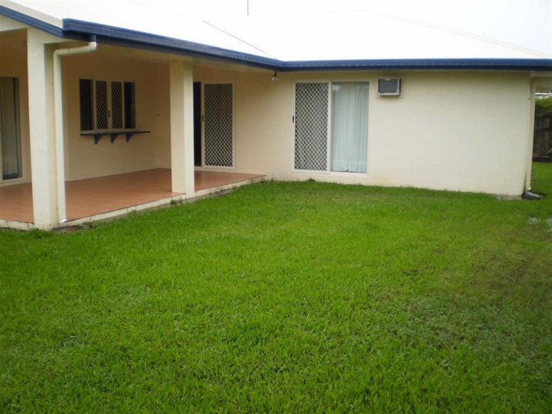 33 LOMOND STREET, Kirwan QLD 4817