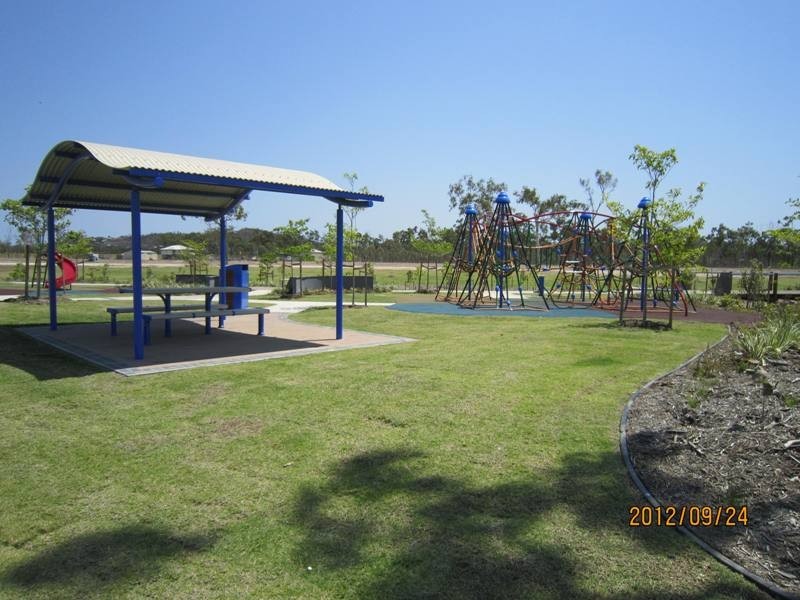 4 Dragon Flower Avenue “Sanctum”, Mount Low QLD 4818