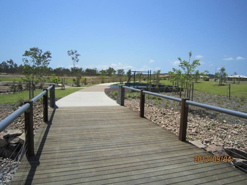 4 Dragon Flower Avenue “Sanctum”, Mount Low QLD 4818