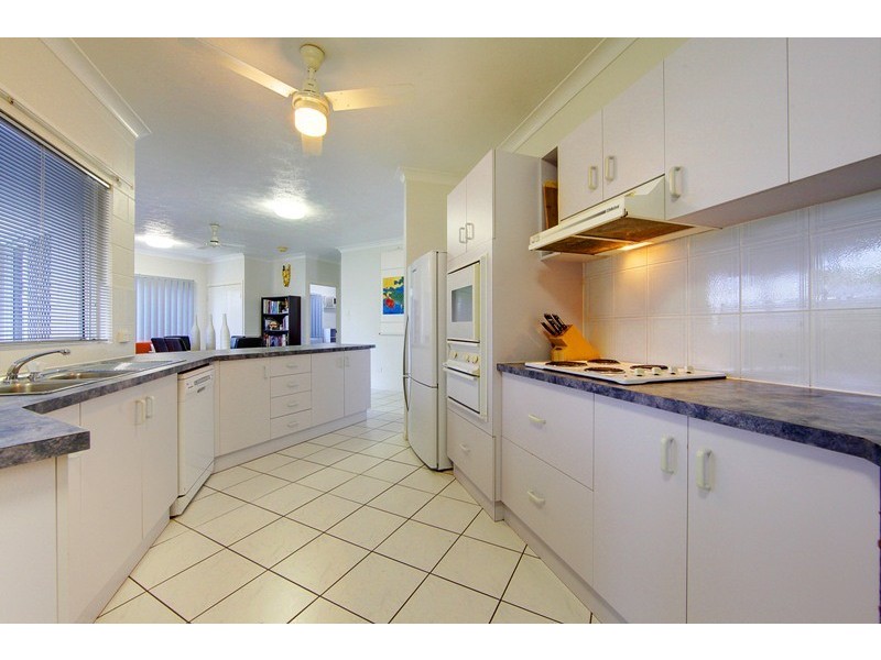 7 Eileen Court, Kelso QLD 4815