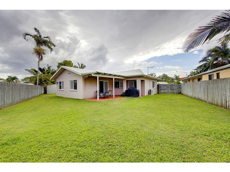 7 Eileen Court, Kelso QLD 4815