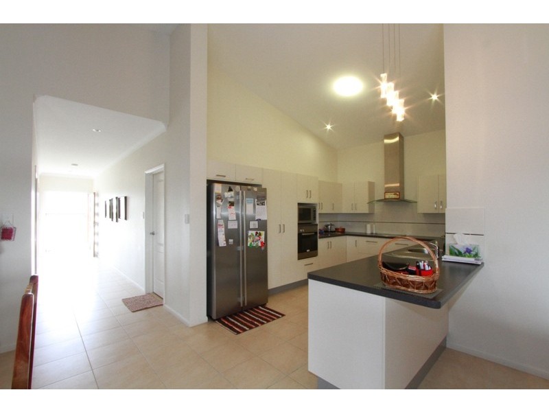 5 Rangeleigh Court, Mount Louisa QLD 4814