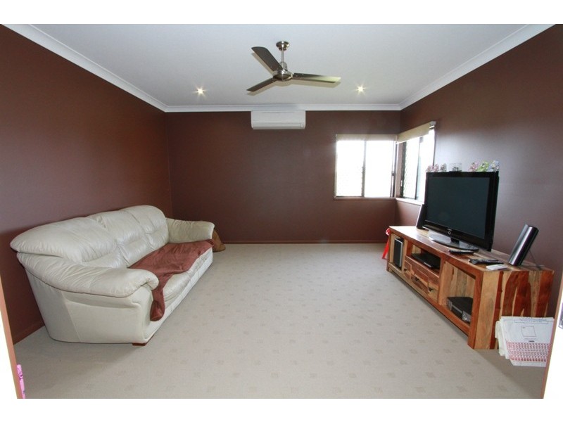 5 Rangeleigh Court, Mount Louisa QLD 4814