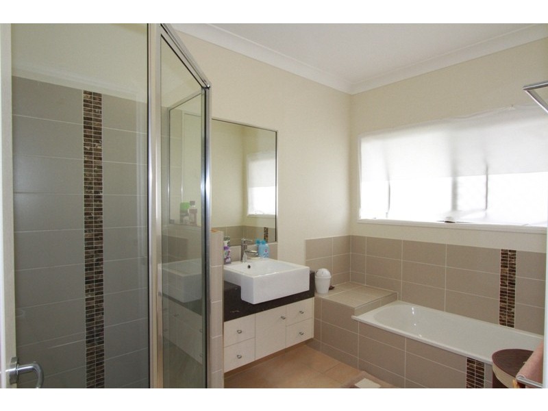 5 Rangeleigh Court, Mount Louisa QLD 4814