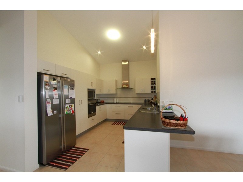 5 Rangeleigh Court, Mount Louisa QLD 4814