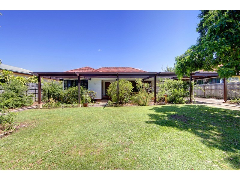 16 Kenilworth Avenue, Hyde Park QLD 4812